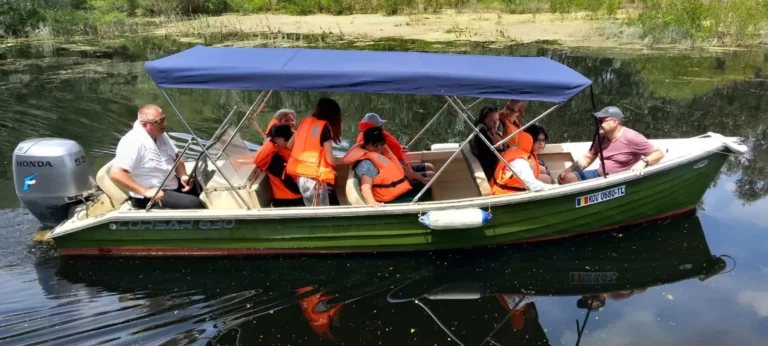 Incursion dans l'univers deltaïque du canal de Șontea - coude de Candura,.